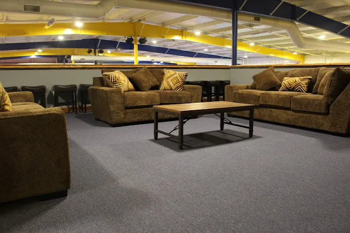 Extreme Air Indoor Trampoline Park Picture 9