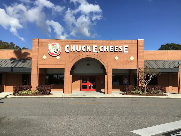 Chuck E. Cheese Picture 1