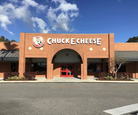 Chuck E. Cheese