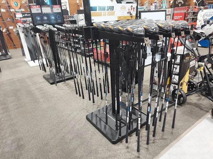 DICK'S Sporting Goods Picture 6