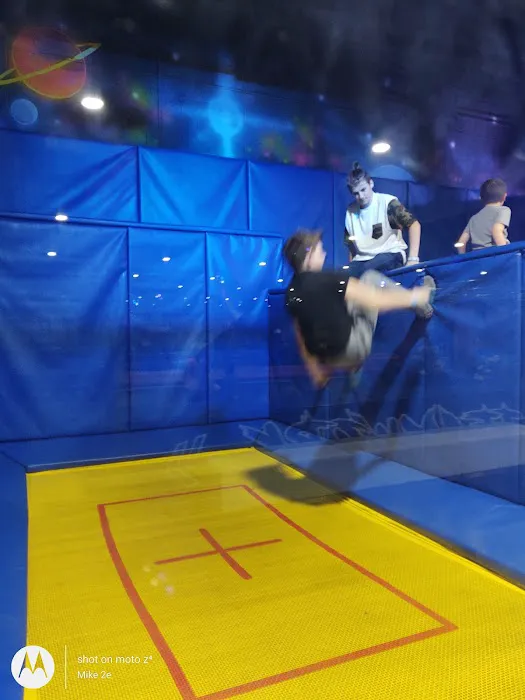 Sky Zone Trampoline Park Picture 3