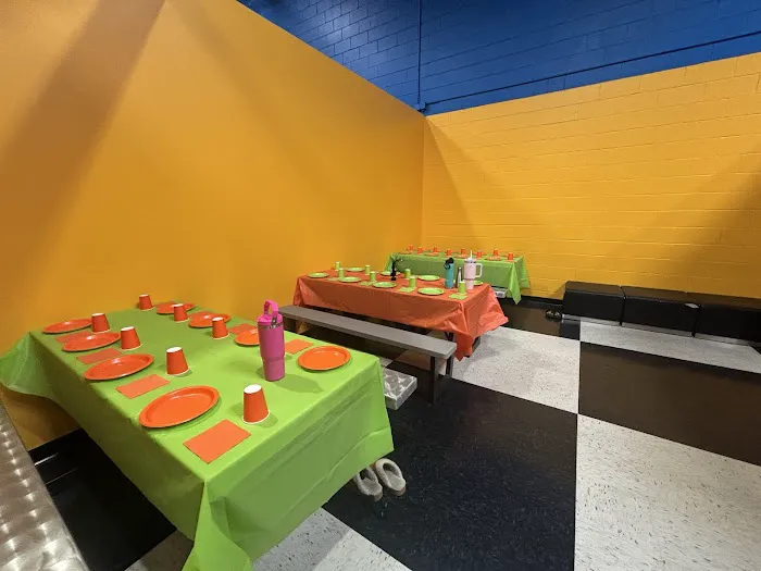 Sky Zone Trampoline Park Picture 9