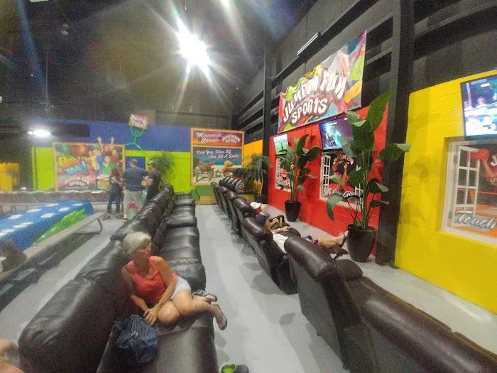 Jumpin Fun Inflata Park Picture 4