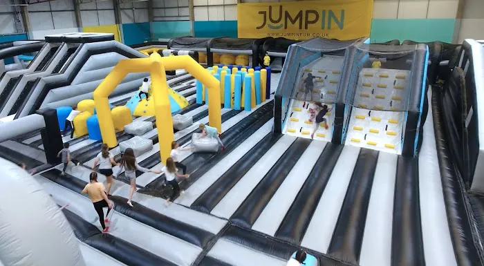 Jumpin Fun Inflata Park Picture 6