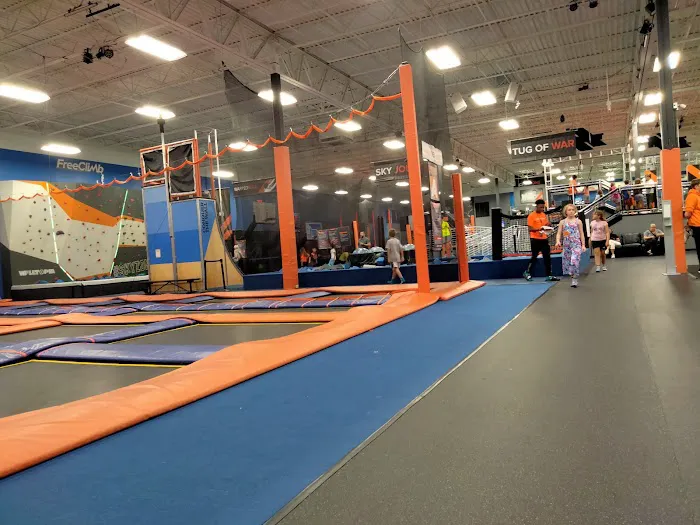 Sky Zone Trampoline Park Picture 7