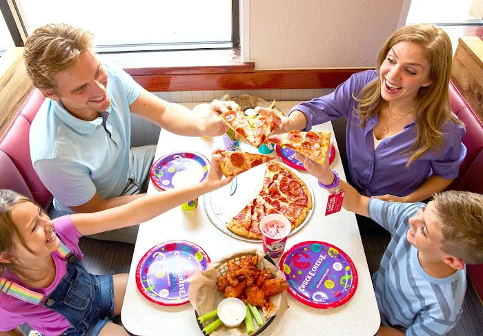 Chuck E. Cheese Picture 7