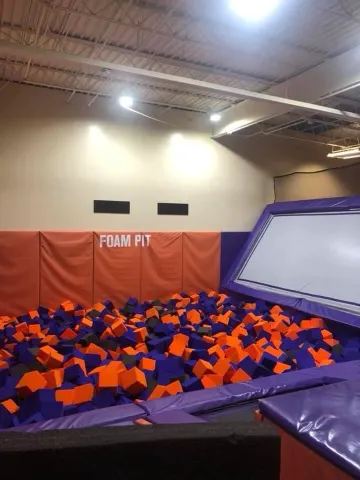 Jumpin' Addiction Trampoline Park Picture 8