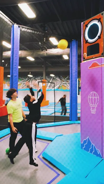 Altitude Trampoline & Adventure Park – Holyoke Mall’s Premier Party & Event Venue with New Arcade Games Picture 3