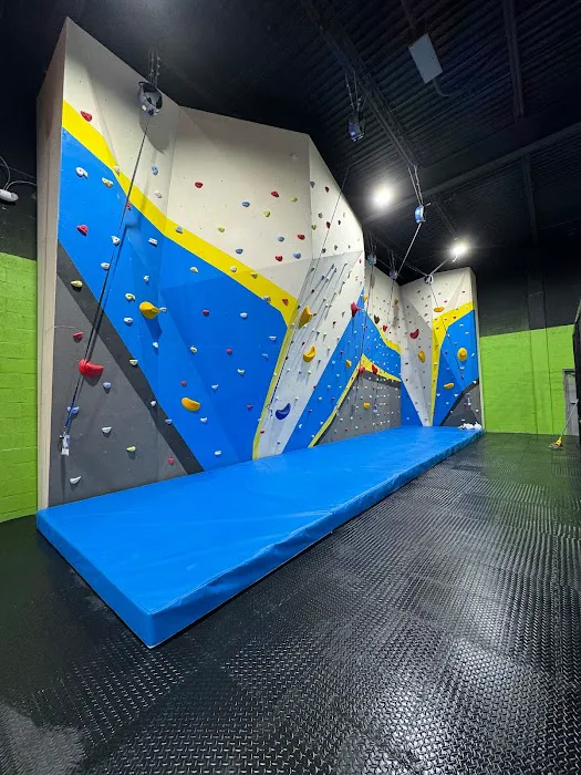 Funcity Trampoline and Adventure Park Picture 9