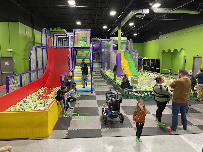 Funcity Trampoline and Adventure Park New Britain CT Picture 1