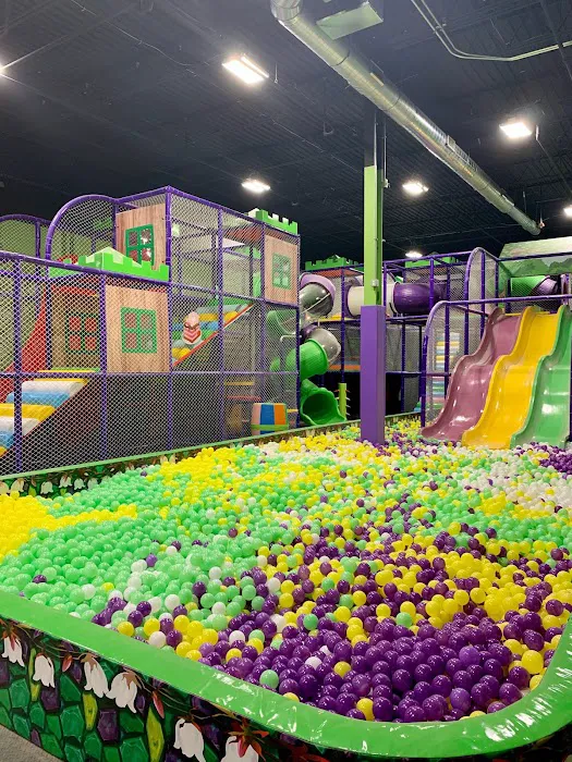 Funcity Trampoline and Adventure Park New Britain CT Picture 2