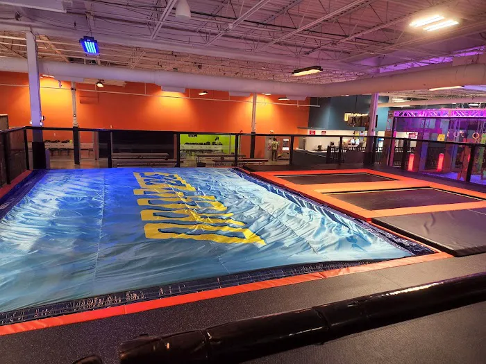 Urban Air Trampoline and Adventure Park Picture 4