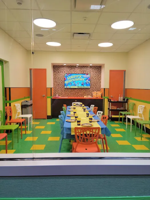 Billy Beez Holyoke Mall at Ingleside Picture 10