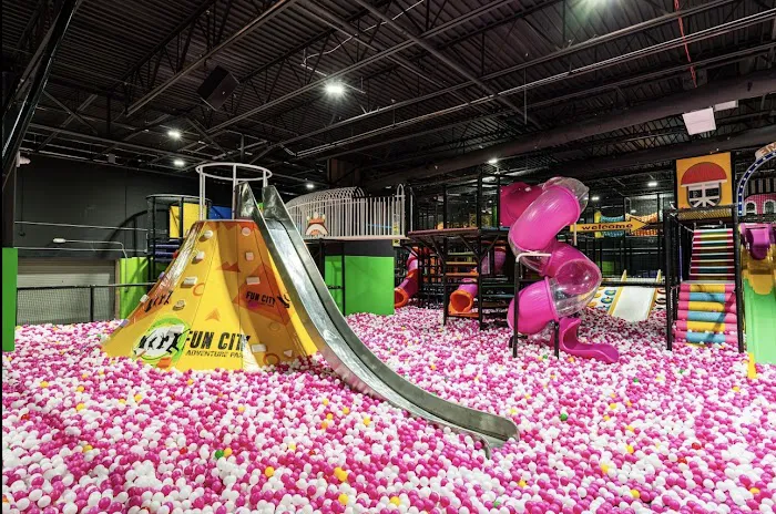 Funcity Trampoline and Adventure Park Picture 1
