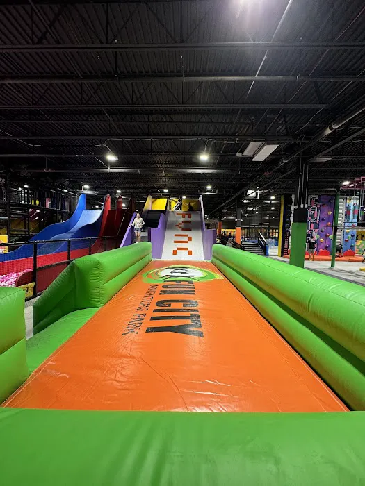Funcity Trampoline and Adventure Park Picture 4