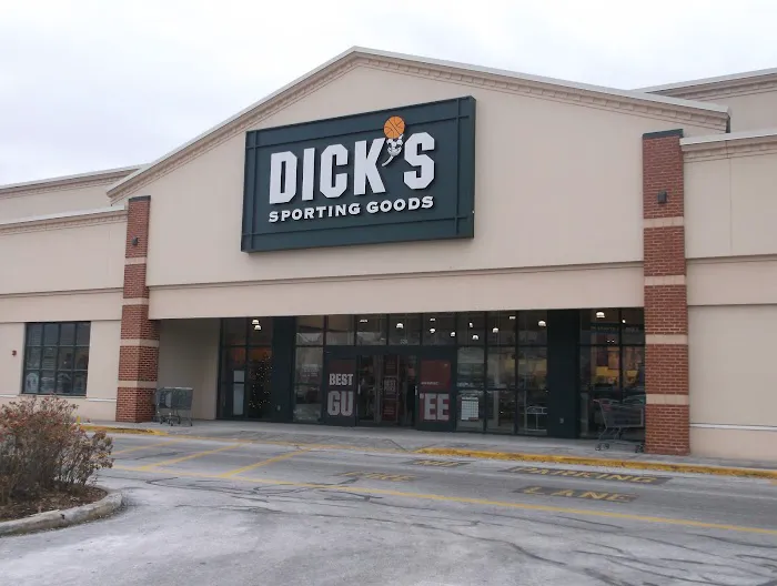DICK'S Sporting Goods Picture 4