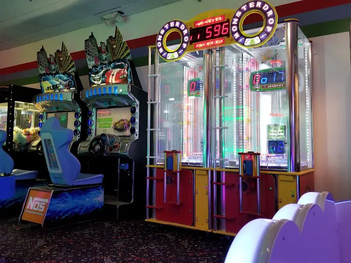 Fun Zone Picture 9