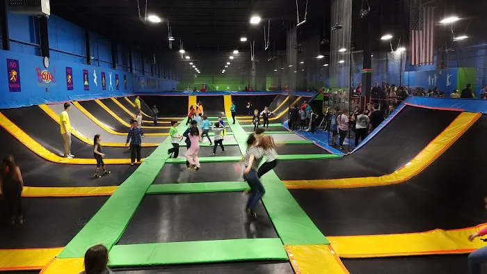 Bounce! Family Entertainment Center Picture 1