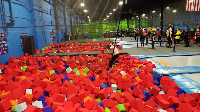 Bounce! Family Entertainment Center Picture 5