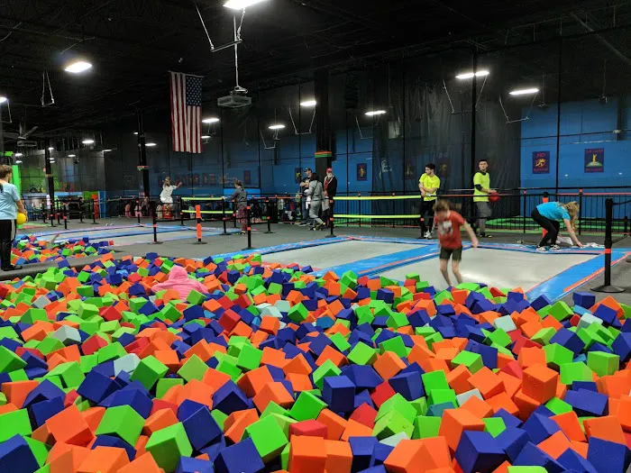 Bounce! Family Entertainment Center Picture 6
