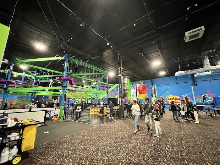 Bounce! Family Entertainment Center Picture 10
