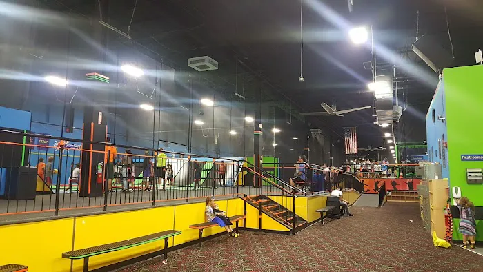 Bounce! Family Entertainment Center Picture 7
