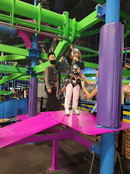 Bounce! Family Entertainment Center Picture 9