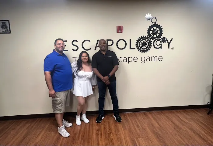 Escapology Escape Rooms Trumbull Picture 3