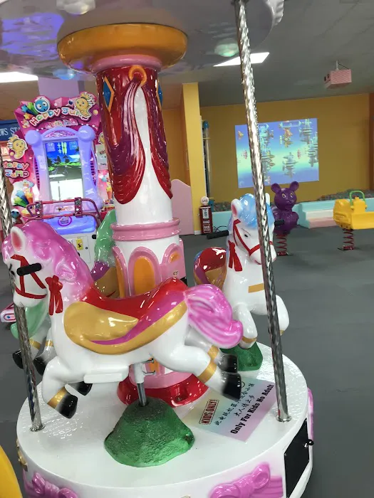 Rainbow Castle Indoor Playground Picture 8