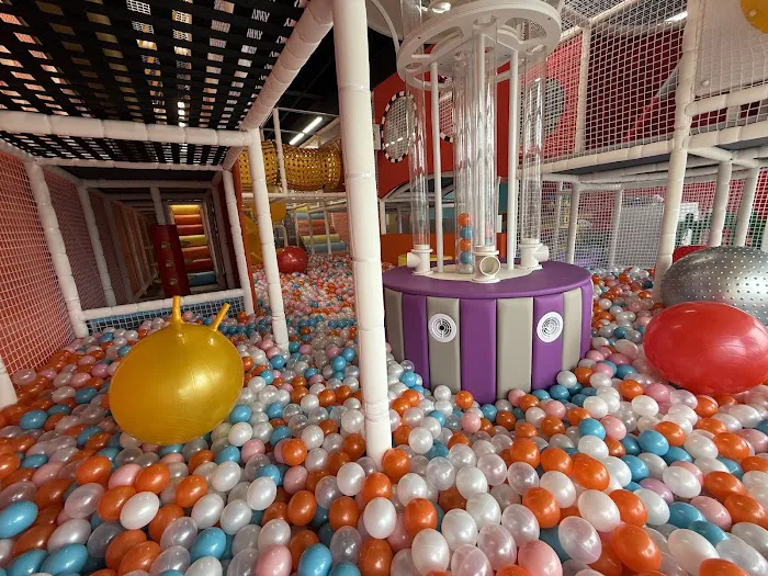 Lil Steps Fun Zone Picture 2