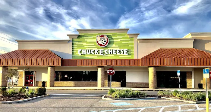 Chuck E. Cheese Picture 1