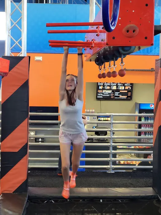 Sky Zone Trampoline Park Picture 4