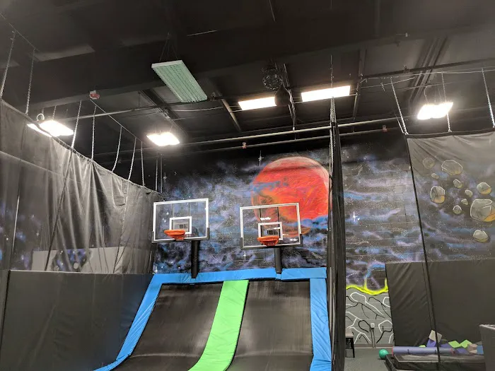 Elevate Trampoline Park Picture 4