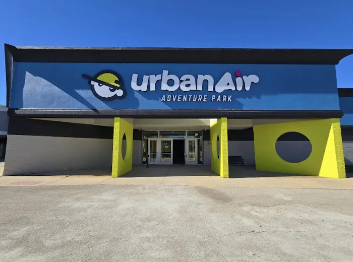 Urban Air Trampoline and Adventure Park Picture 2
