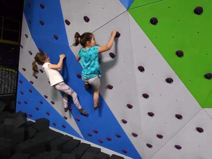 Elevate Trampoline Park Picture 8