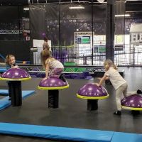 Elevate Trampoline Park ico