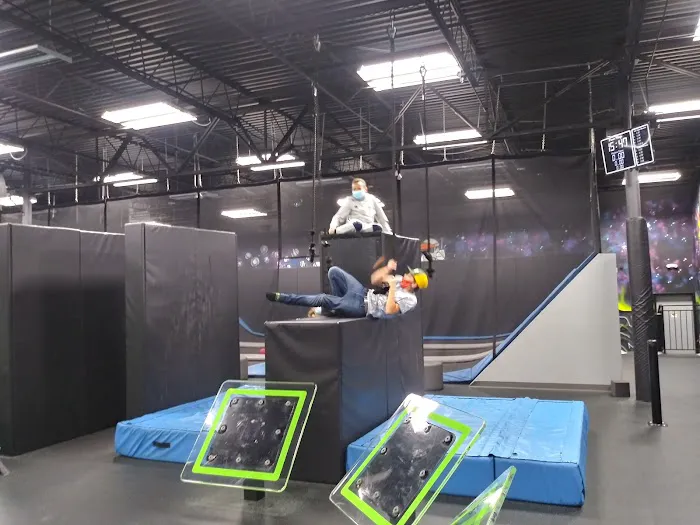 Elevate Trampoline Park Picture 6