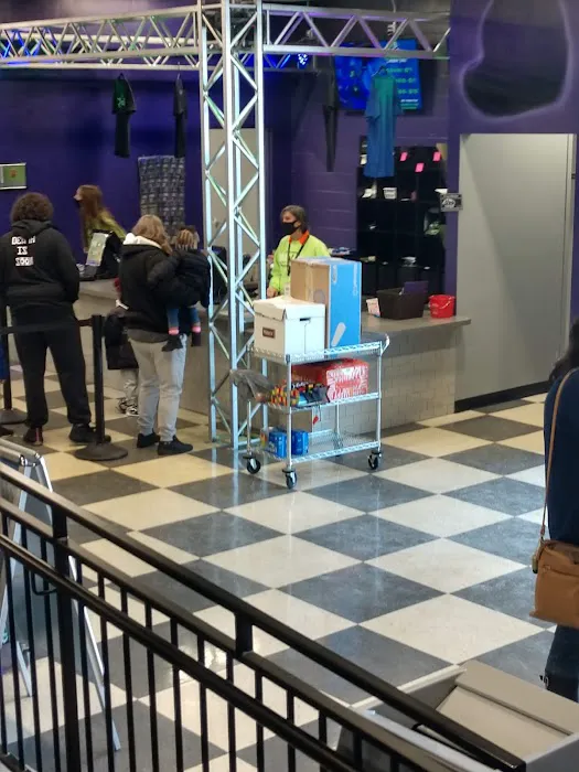 Elevate Trampoline Park Picture 6