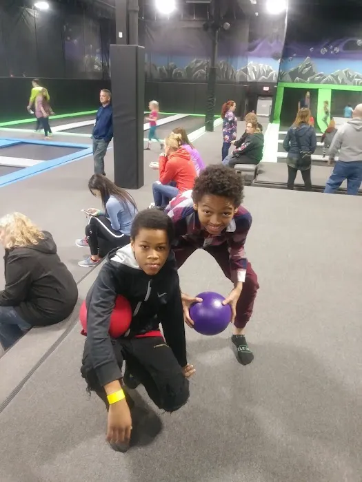 Elevate Trampoline Park Picture 10