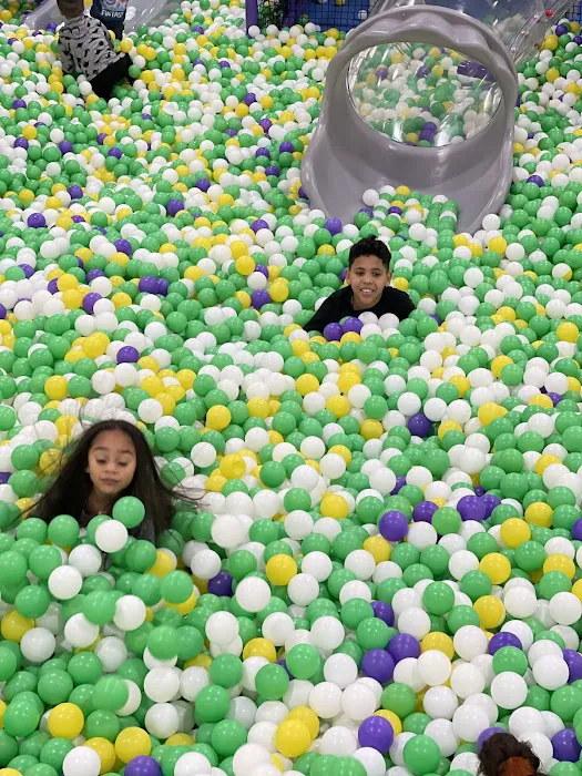 Fun City Trampoline Park Salem Picture 3