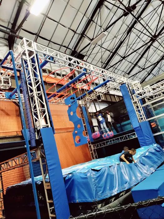 Sky Zone Trampoline Park Picture 4