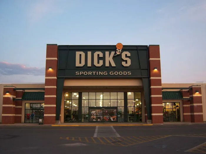 DICK'S Sporting Goods Picture 10