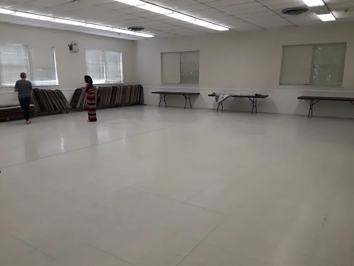 Bohemia Recreation Center Picture 3