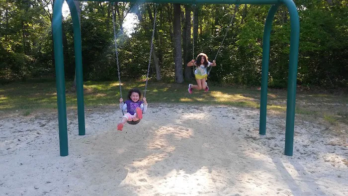 Bohemia Recreation Center Picture 4