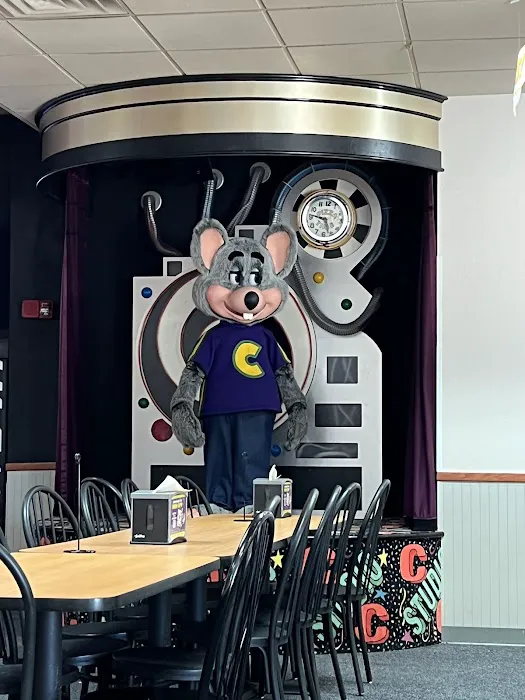 Chuck E. Cheese Picture 6