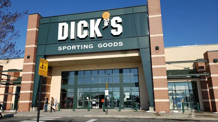 DICK'S Sporting Goods Picture 10