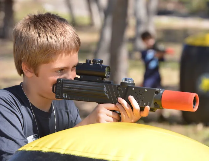 STEALTH MOBILE LASER TAG Picture 7