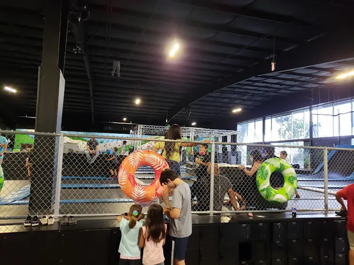 Sky Zone Trampoline Park Picture 4