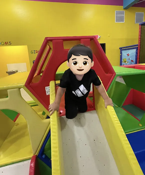 La-La Land ! Fun indoor Playground ! Royal Palm Beach Picture 10