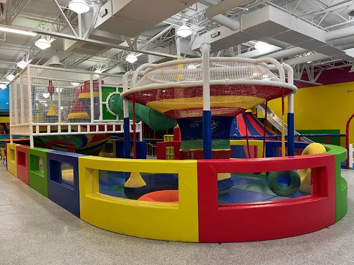 La-La Land ! Fun indoor Playground ! Royal Palm Beach Picture 4